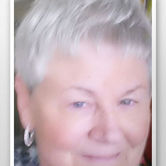 Meet your Posher, Sheila - Picture 1 of 1